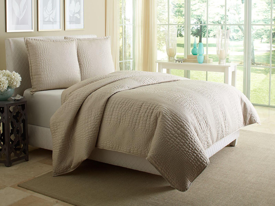 Dash 3-pc Queen Coverlet Set in Natural - Furniture Max (Falls Church,VA) *