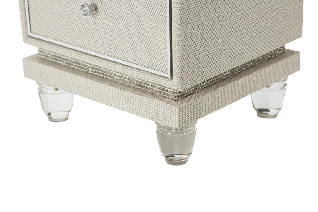 Glimmering Heights Upholstered Swivel Lingerie Chest in Ivory - Furniture Max (Falls Church,VA) *
