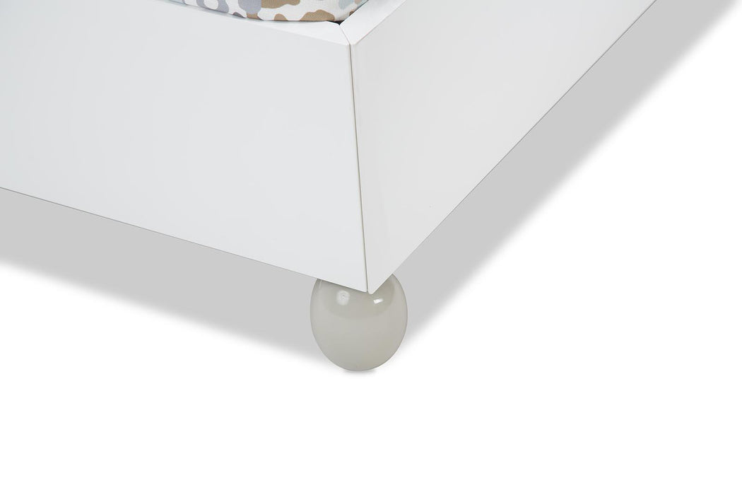 Sky Tower King Upholstered Platform Bed in White Cloud - Furniture Max (Falls Church,VA) *
