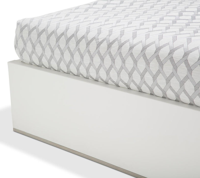 State St Queen Upholstered Panel Bed in Glossy White