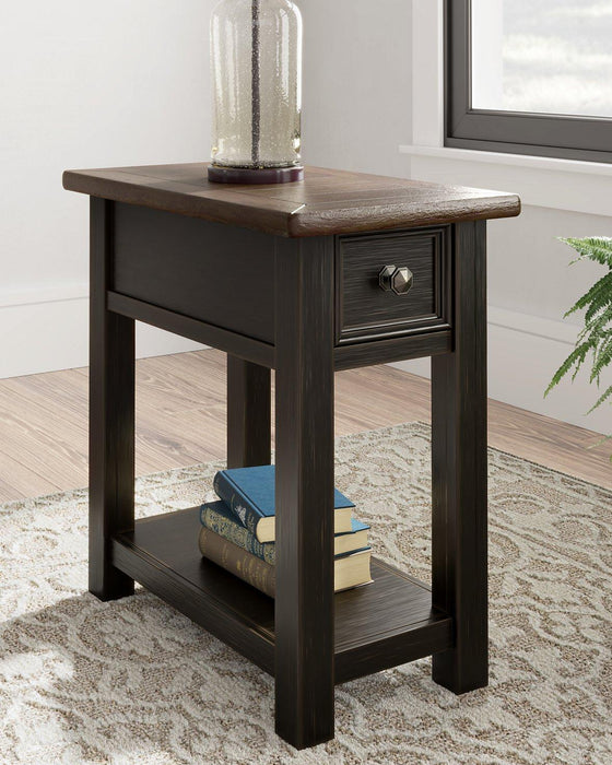 Tyler Creek End Table Set - Furniture Max (Falls Church,VA) *