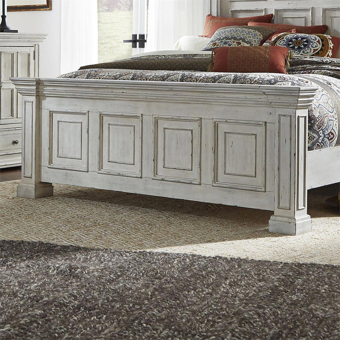 Liberty Furniture Big Valley California King Panel Bed in Whitestone