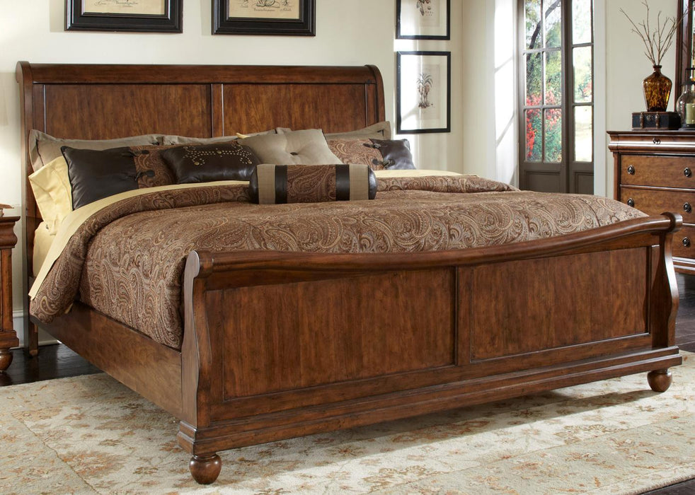 Liberty Furniture Rustic Traditions Queen Sleigh Bed in Rustic Cherry