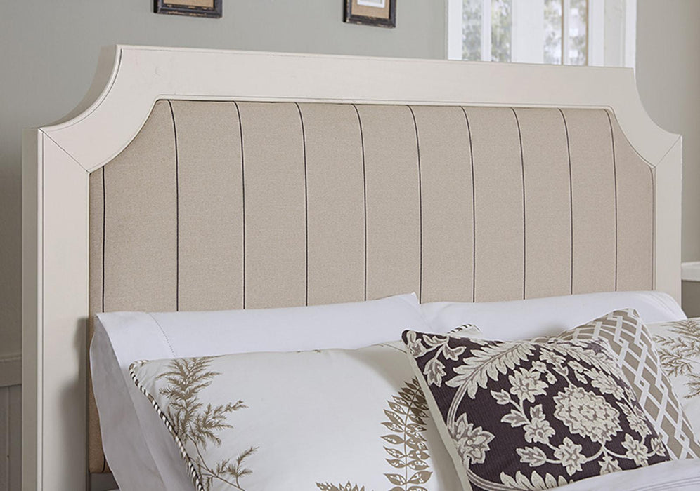 Vaughan-Bassett Bungalow Queen Upholstered Bed in Lattice - Furniture Max (Falls Church,VA) *