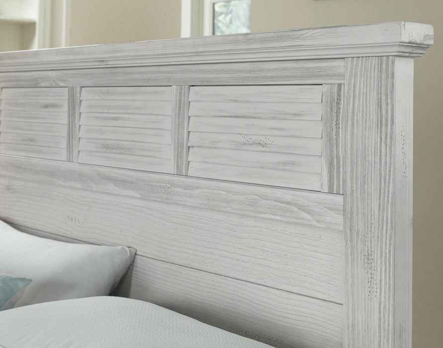 Vaughan-Bassett Sawmill Queen Louver Bed in Alabaster Two Tone