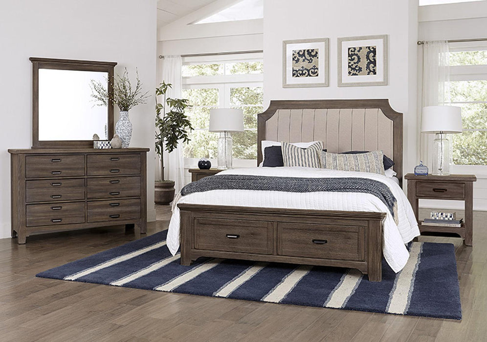 Vaughan-Bassett Bungalow King Upholstered Bed in Folkstone